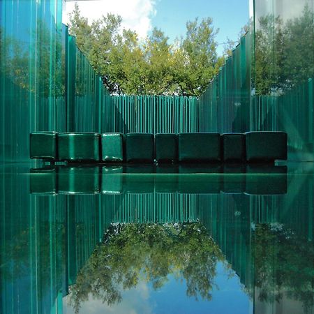 Les Cols Pavellons Guest House Olot Exterior photo